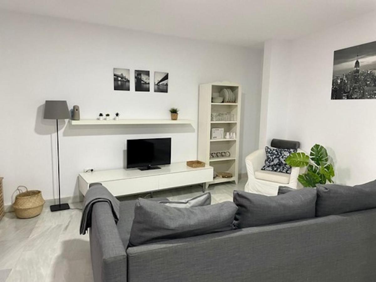 Holidays2Malaga Jinetes Junto Casco Historico & Parking Appartement Buitenkant foto