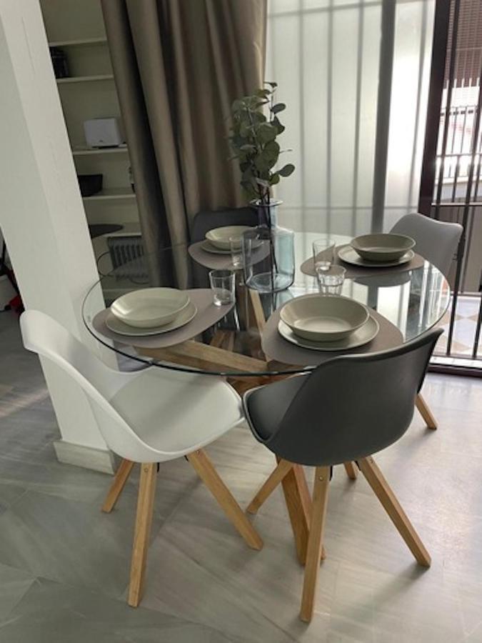 Holidays2Malaga Jinetes Junto Casco Historico & Parking Appartement Buitenkant foto